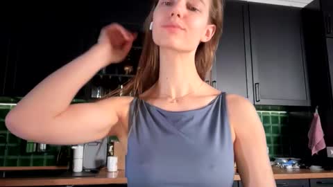 Bella online show from January 2026 05:21:02 AM