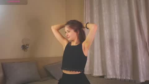 Nana online show from April 2026 09:18:02 PM