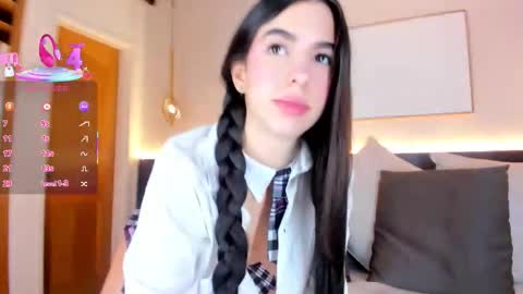 Sol Avelar online show from October 2025 03:50:02 AM