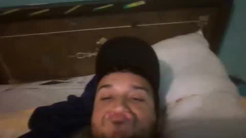 solemne76 online show from December 2025 02:18:01 AM