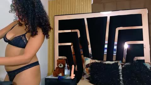 Sol Evans online show from September 2025 01:02:02 PM