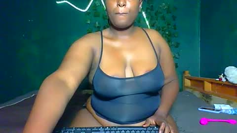 Snapshot of sollybunny chatting on May 2026 02:51:02 AM Solly bunny online show from May 2026 02:51:02 AM