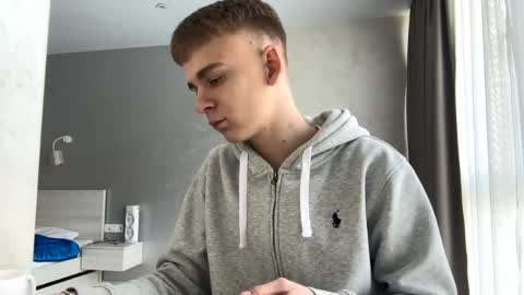 Jett online show from April 2026 11:38:01 AM