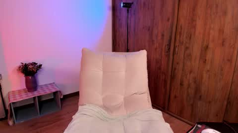 saraIG Solosara8 online show from March 2026 04:25:02 AM