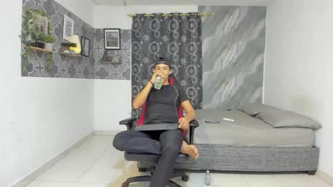 son_hades online show from March 2026 03:29:02 AM