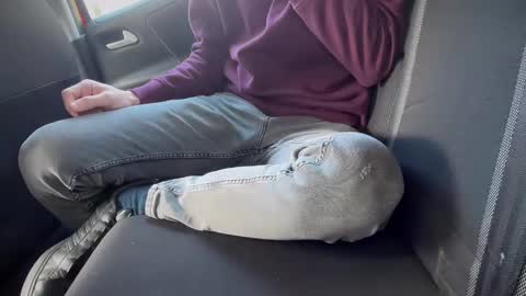 Snapshot of sondages chatting on February 2025 12:16:01 PM Sondages online show from February 2025 12:16:01 PM