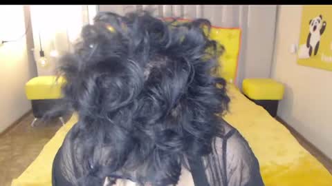 sondrariddle online show from February 2026 11:00:01 PM