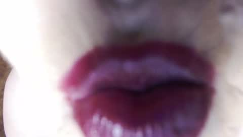 sondrariddle online show from April 2026 09:37:02 PM