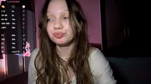 Snapshot of songarreola chatting on February 2026 06:25:01 PM Emily online show from February 2026 06:25:01 PM