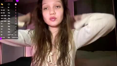 Snapshot of songarreola chatting on February 2026 02:28:01 PM Emily online show from February 2026 02:28:01 PM