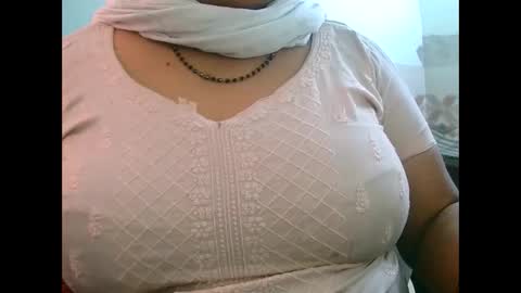 Snapshot of soni88888 chatting on December 2024 05:18:02 AM soni88888 online show from December 2024 05:18:02 AM