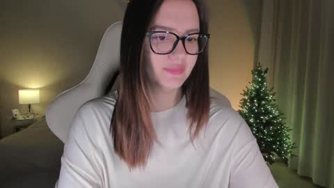 Snapshot of sonia_moon_ chatting on December 2024 01:18:02 AM sonia_moon_ online show from December 2024 01:18:02 AM