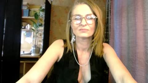 Sonia online show from March 2026 02:44:02 PM