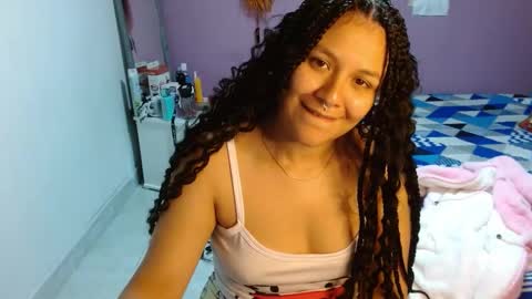 sonialatin69 online show from December 2024 11:21:01 PM