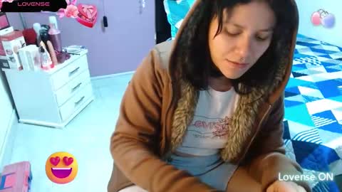 sonialatin69 online show from February 2025 12:11:02 PM