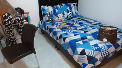 sonialatin69 online show from September 2025 12:54:02 PM