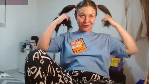 sonialatin69 online show from October 2025 12:35:01 PM