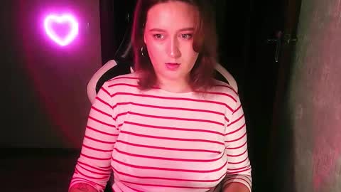 Snapshot of sonibear chatting on September 2025 09:38:01 PM OksiFels online show from September 2025 09:38:01 PM