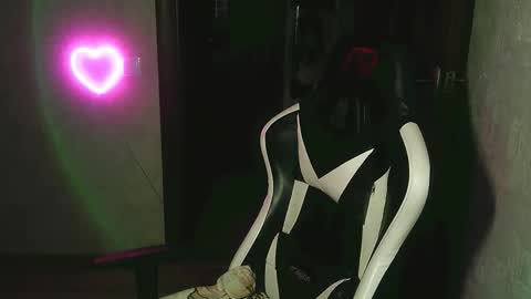 OksiFels online show from September 2025 11:30:02 PM