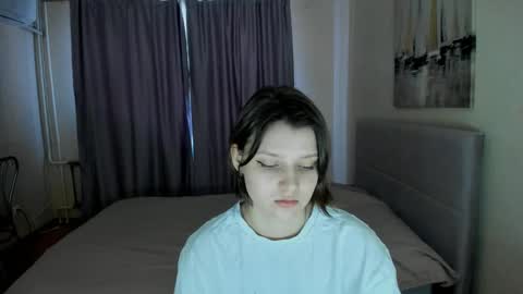 Snapshot of soninex chatting on March 2025 12:01:02 PM SoniNex online show from March 2025 12:01:02 PM