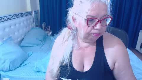 Snapshot of sonyamilf chatting on June 2026 11:53:02 AM Sonya online show from June 2026 11:53:02 AM
