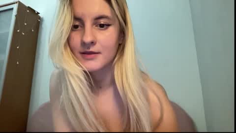 Sonya online show from February 2025 04:44:02 AM