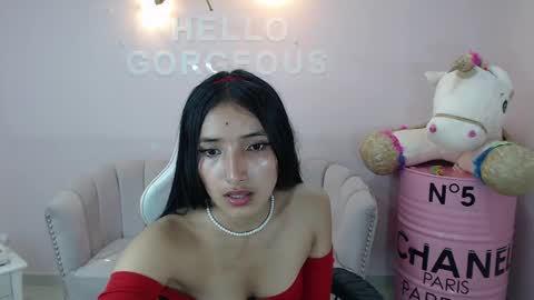Sophi  online show from February 2025 07:44:02 PM