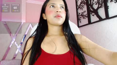 Snapshot of sophi_gray chatting on February 2025 11:34:01 AM Shophi online show from February 2025 11:34:01 AM