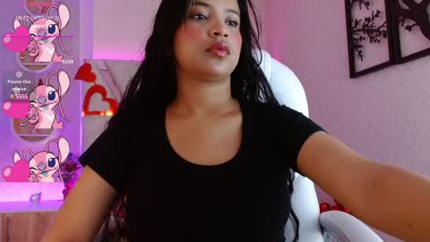 Snapshot of sophi_gray chatting on February 2025 11:41:02 AM Shophi online show from February 2025 11:41:02 AM