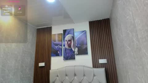 Sophi Thaylorr online show from October 2025 12:44:02 PM