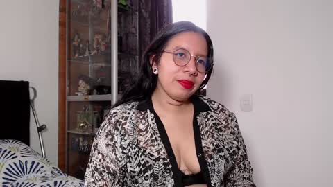 Sophia  online show from December 2024 05:42:02 PM