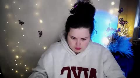 sophia__olsen online show from February 2026 06:51:02 AM