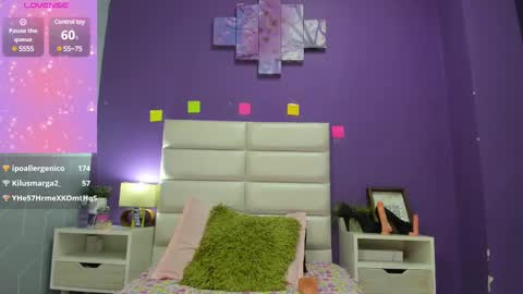 Snapshot of sophia_abad7 chatting on March 2025 02:09:02 AM Sophia online show from March 2025 02:09:02 AM