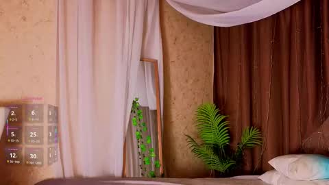 Sophia online show from October 2025 01:25:01 AM