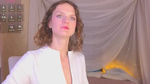 Sophia online show from February 2026 01:42:02 AM