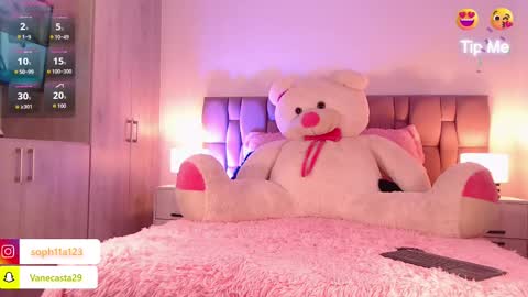 Sophia Carson online show from March 2025 11:27:01 PM