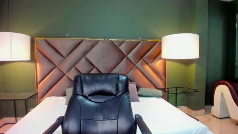 Sofia online show from February 2026 01:31:02 PM