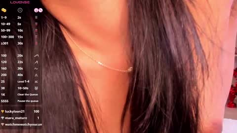 Snapshot of sophia_wilsonn_ chatting on February 2025 02:22:02 PM Sofi online show from February 2025 02:22:02 PM