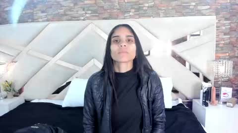 Snapshot of sophiaa_paris chatting on September 2025 04:23:01 AM Sophia Paris online show from September 2025 04:23:01 AM