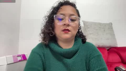 sophiaburton online show from September 2025 04:22:01 AM