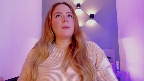 Snapshot of sophiarossee chatting on January 2025 11:44:02 AM Sofi online show from January 2025 11:44:02 AM