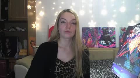 Snapshot of sophiasonata chatting on December 2024 05:51:01 AM SophiaSonata online show from December 2024 05:51:01 AM