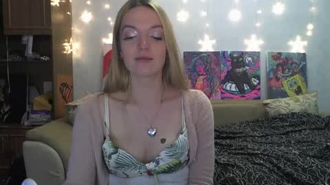 Snapshot of sophiasonata chatting on December 2024 07:15:02 AM SophiaSonata online show from December 2024 07:15:02 AM