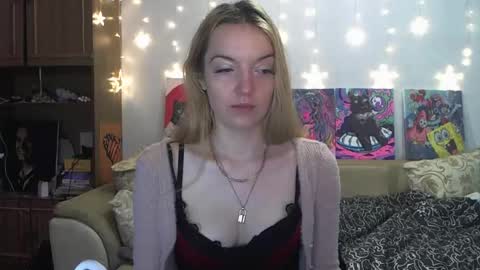 Snapshot of sophiasonata chatting on January 2025 02:56:02 AM SophiaSonata online show from January 2025 02:56:02 AM