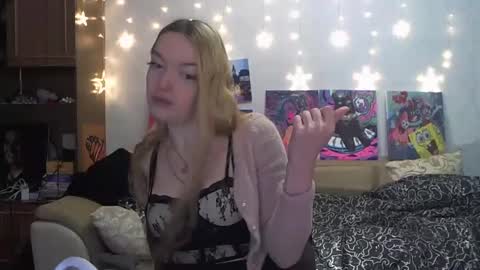 Snapshot of sophiasonata chatting on January 2025 09:41:02 PM SophiaSonata online show from January 2025 09:41:02 PM