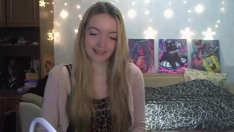 Snapshot of sophiasonata chatting on January 2025 01:31:01 PM SophiaSonata online show from January 2025 01:31:01 PM