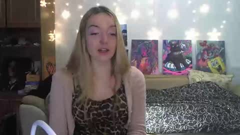 Snapshot of sophiasonata chatting on January 2025 04:33:01 PM SophiaSonata online show from January 2025 04:33:01 PM