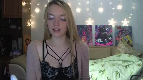 Snapshot of sophiasonata chatting on January 2025 04:36:01 PM SophiaSonata online show from January 2025 04:36:01 PM