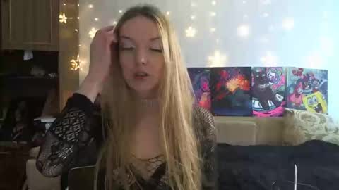 Snapshot of sophiasonata chatting on February 2025 10:49:01 AM SophiaSonata online show from February 2025 10:49:01 AM