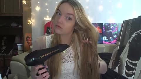 Snapshot of sophiasonata chatting on February 2025 11:27:01 AM SophiaSonata online show from February 2025 11:27:01 AM